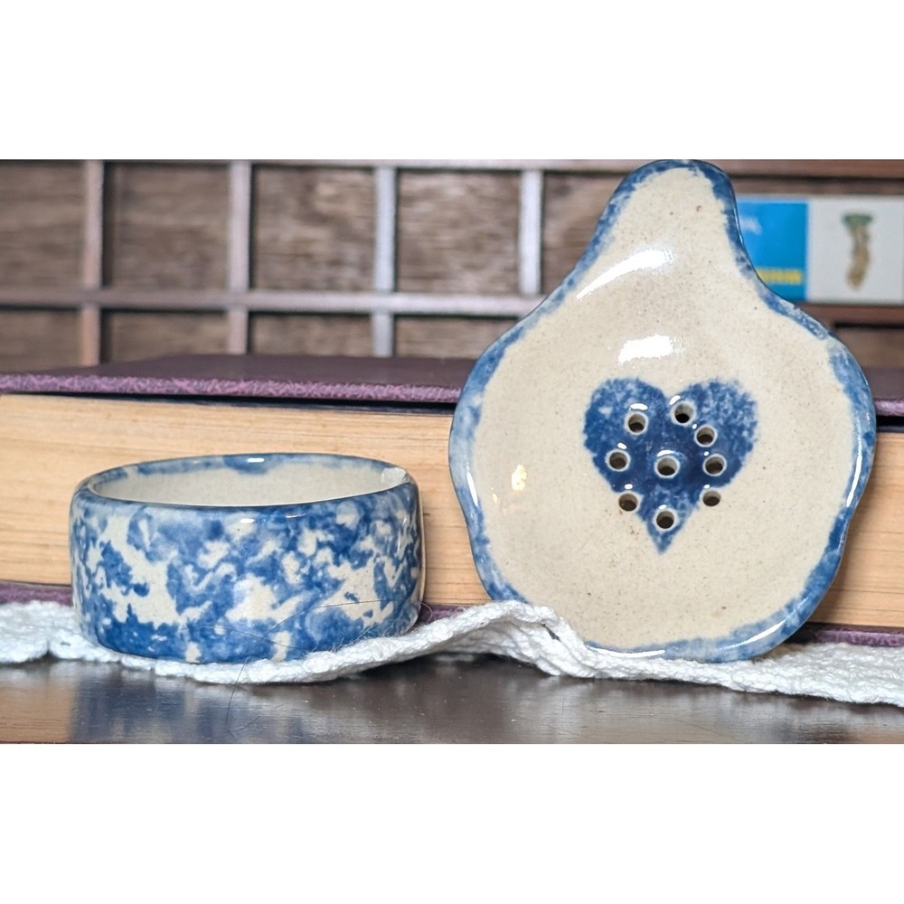 17. blue heart spongeware tea bag holder(callout, please read)
